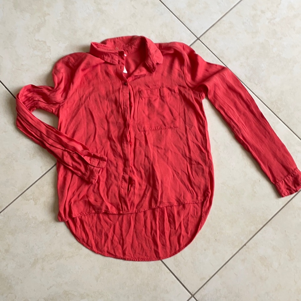Coral shirt